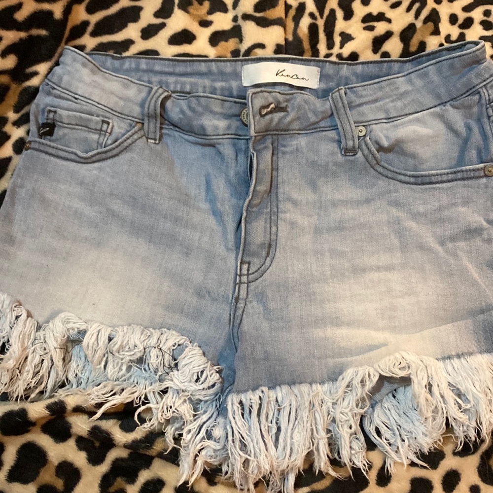 Daisy dukes shorts